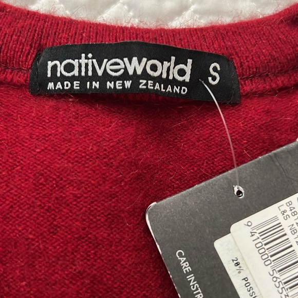 Native World possum merino wool silk V-neck sweater, size small in deep red - Picture 2 of 6